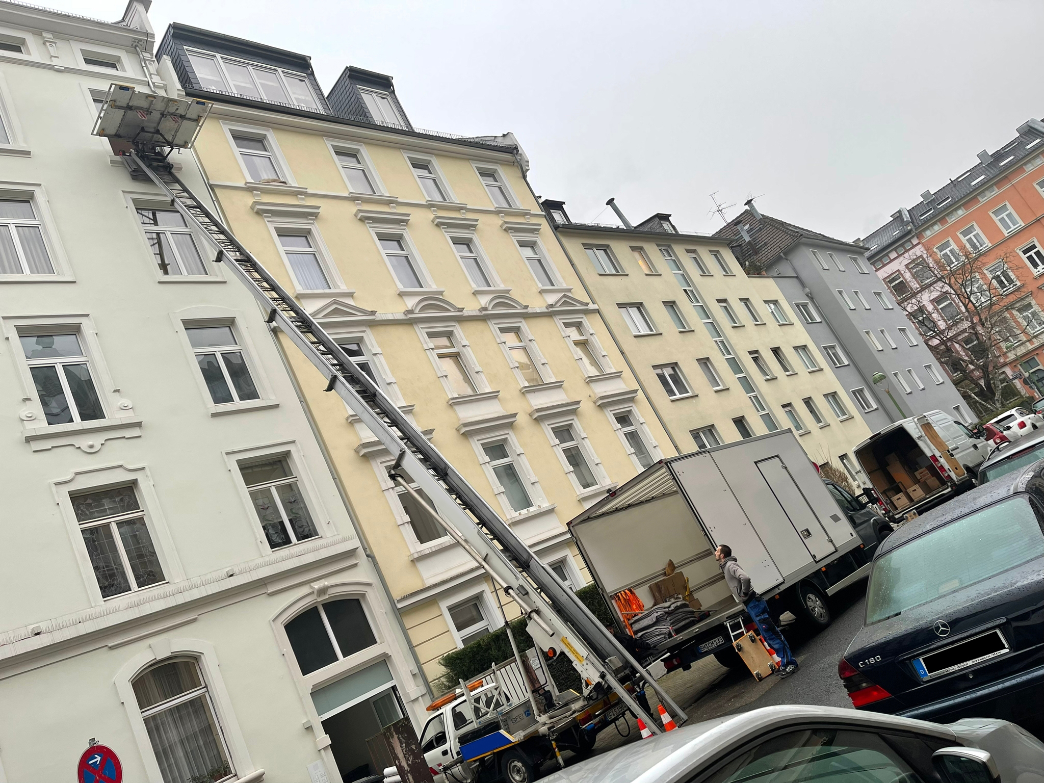 Umzug aus der vierten Etage